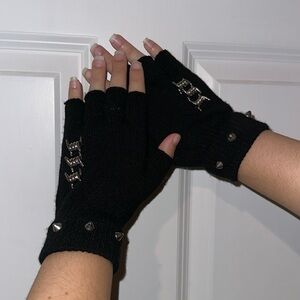 Hot Topic Fingerless Gloves with Studs